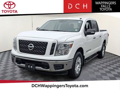 Used 2019 Nissan Titan SV w/ SV Convenience Package