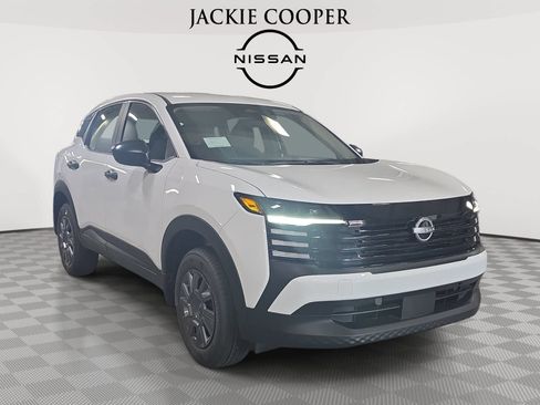 New 2027 Nissan Kicks S FWD image 3