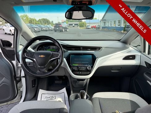 Used 2020 Chevrolet Bolt LT FWD image 16