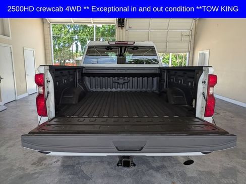 Used 2022 Chevrolet Silverado 2500 LT AWD/4WD image 12