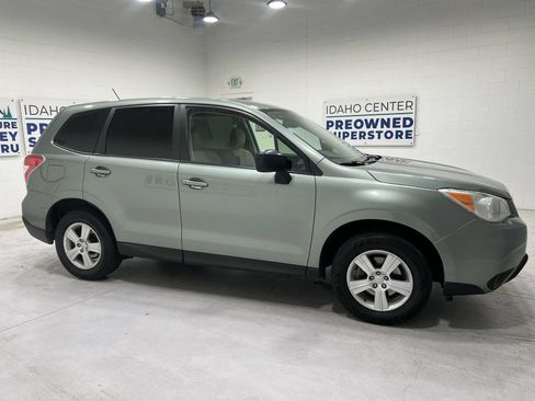 Used 2014 Subaru Forester 2.5i AWD/4WD image 9