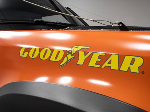 Used 2022 Land Rover Defender 110 S image 37