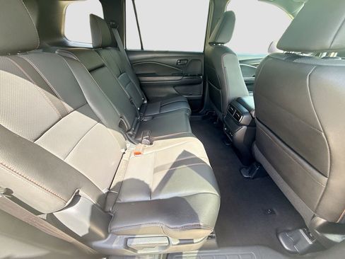 Used 2024 Honda Passport TrailSport image 29