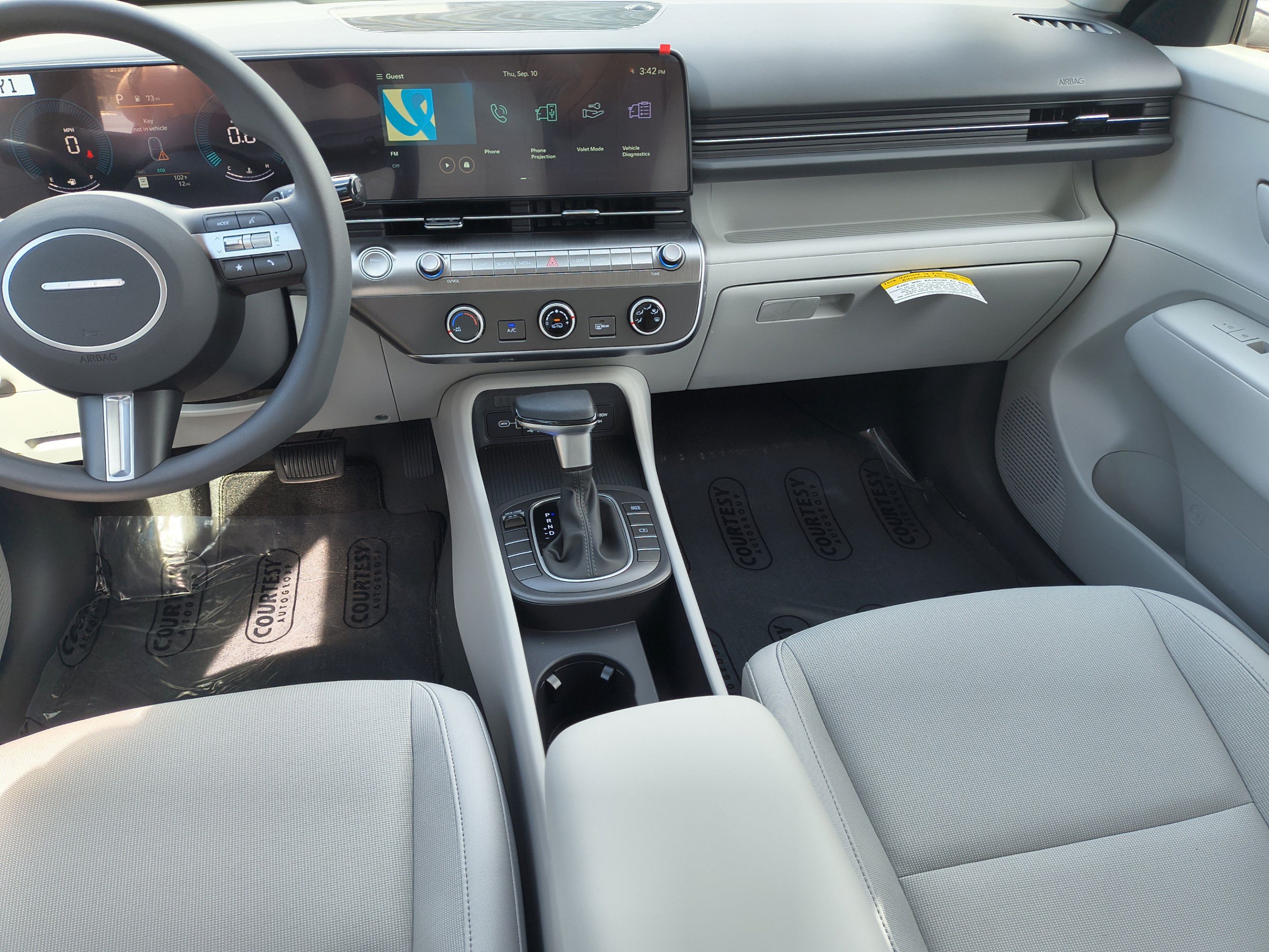 New 2027 Hyundai Kona SE FWD image 12