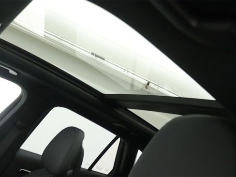 New 2026 Mercedes-Benz GLC 300 image 14