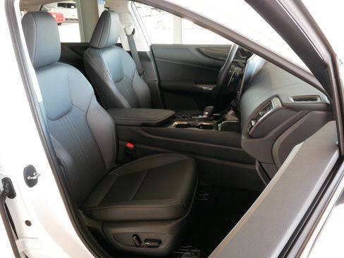 Used 2026 Lexus NX 350h AWD w/ Accessory Package (2T) image 8