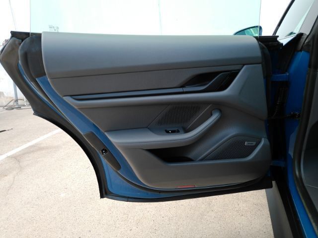 Used 2023 Porsche Taycan RWD image 16