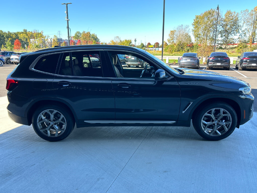 Used 2024 BMW X3 xDrive30i w/ Premium Package AWD/4WD image 9