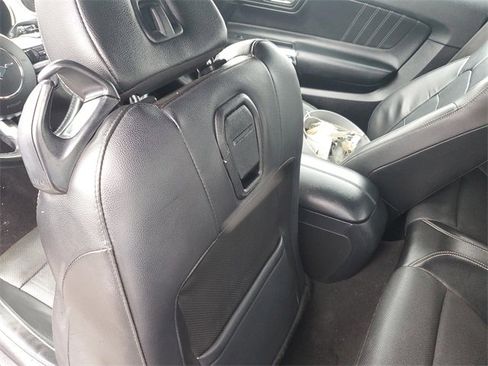 Used 2019 Ford Mustang Premium image 28