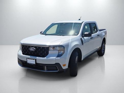 New 2026 Ford Maverick XLT FWD image 8