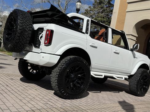 Used 2025 Ford Bronco Outer Banks AWD/4WD image 25