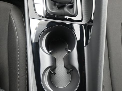 New 2026 Hyundai Elantra Sport image 16