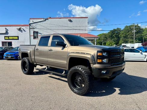 Used 2015 Chevrolet Silverado 1500 LT w/ All Star Edition AWD/4WD image 3
