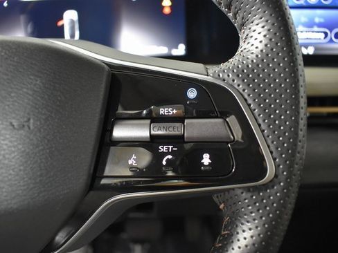 Certified 2023 Nissan Ariya AWD image 17