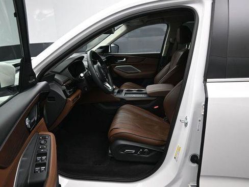 Used 2025 Acura MDX SH-AWD w/ Advance Package image 9