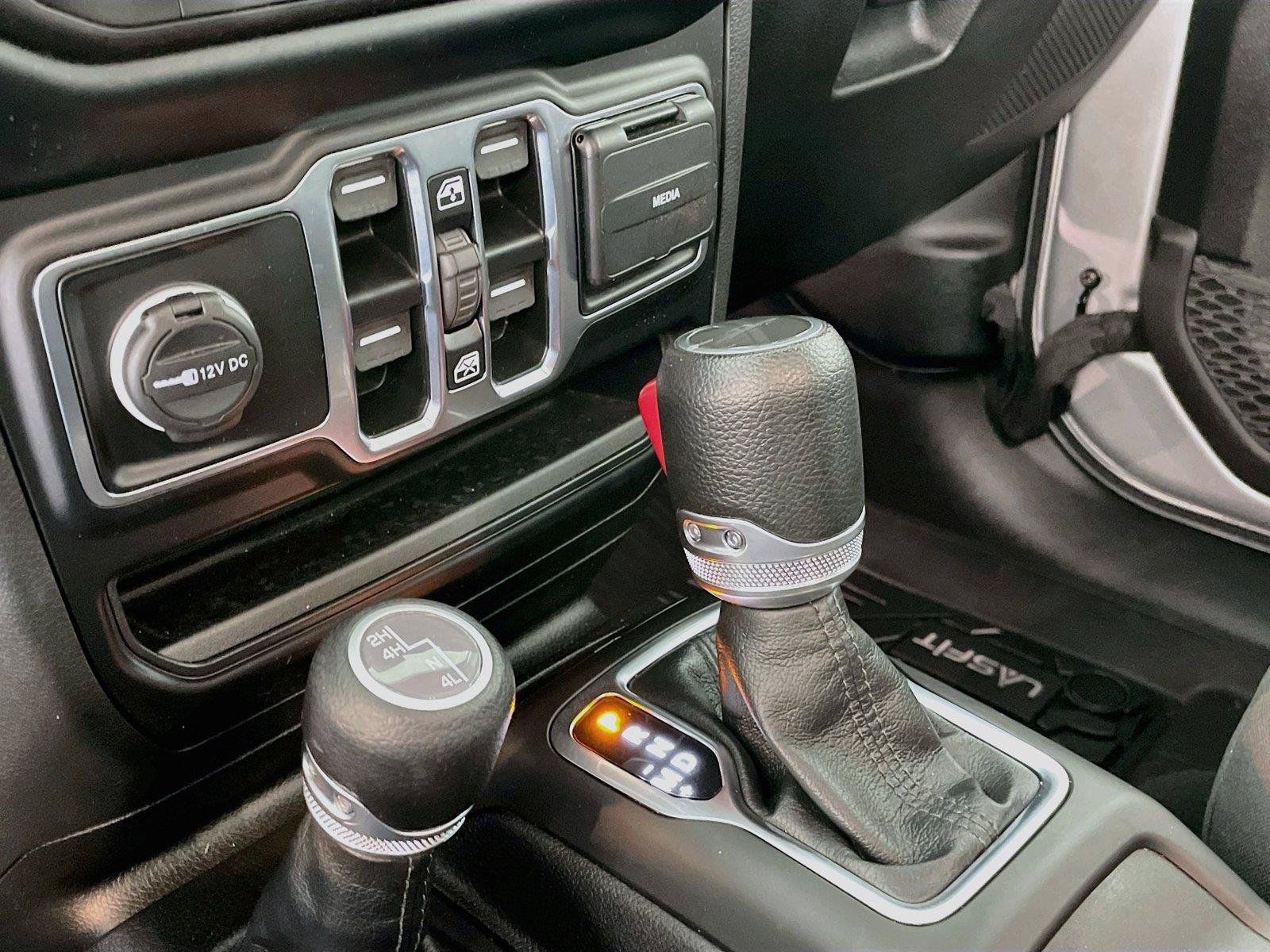 Used 2023 Jeep Gladiator Sport AWD/4WD image 20