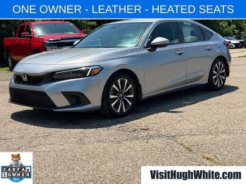 Used 2024 Honda Civic EX-L image 2