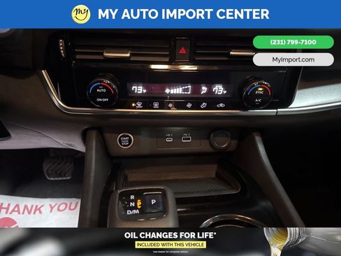 Used 2022 Nissan Rogue SV image 22