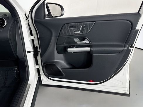 Certified 2026 Mercedes-Benz GLA 250 image 24