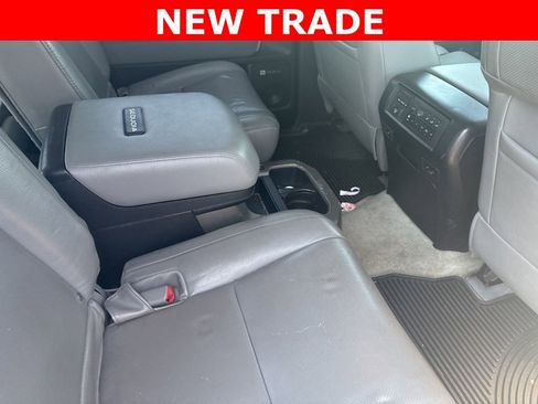 Used 2010 Toyota Sequoia Platinum image 5