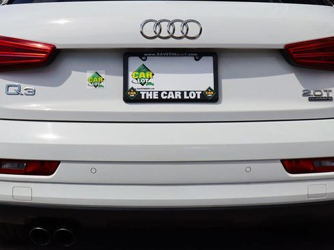 Used 2018 Audi Q3 2.0T Premium w/ Convenience Package AWD/4WD image 21
