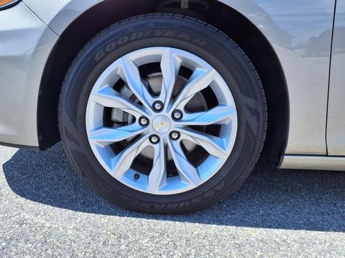 Used 2023 Chevrolet Malibu LT image 6