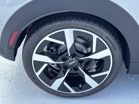 New 2026 MINI Cooper S FWD image 25