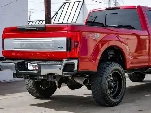 Used 2017 Ford F250 Platinum w/ Platinum Ultimate Package AWD/4WD image 12