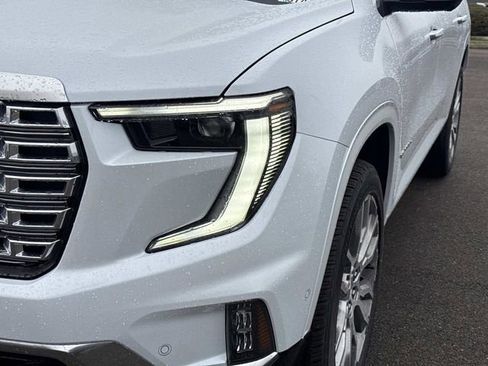 New 2026 GMC Acadia Denali w/ Super Cruise Package FWD image 10