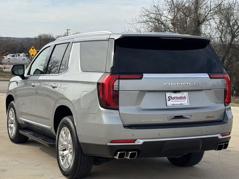 Used 2025 GMC Yukon Denali image 4