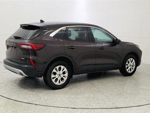 Used 2023 Ford Escape Active AWD/4WD image 7