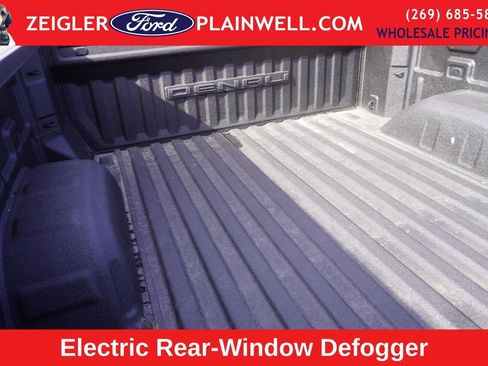 Used 2022 GMC Sierra 1500 Denali w/ Denali Reserve Package image 10