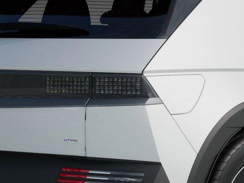 New 2026 Hyundai Ioniq 5 SE image 10