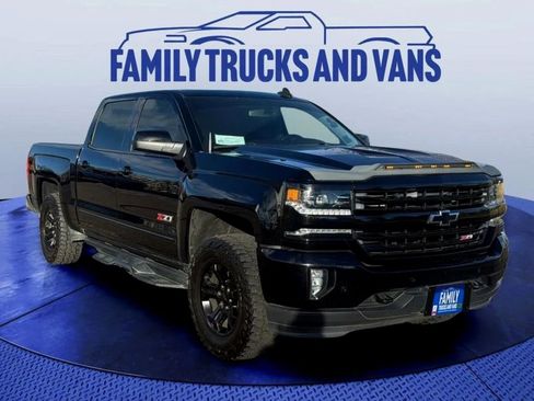 Used 2018 Chevrolet Silverado 1500 LTZ Z71 w/ LTZ Plus Package image 7