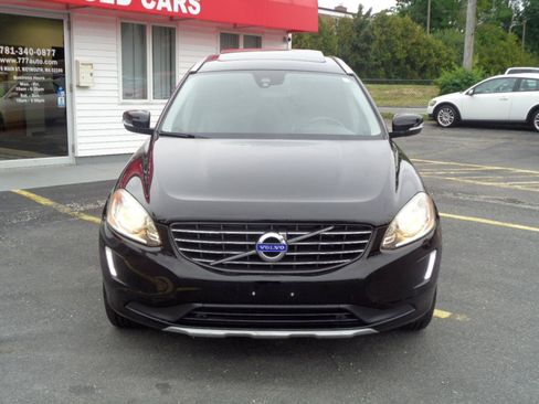 Used 2016 Volvo XC60 T6 w/ Proximity Package AWD/4WD image 14