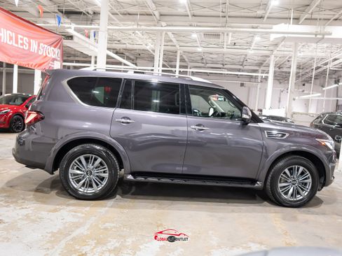 Used 2022 INFINITI QX80 Luxe AWD/4WD image 8