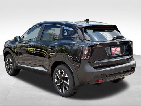 New 2026 Nissan Kicks SV w/ SV Premium Package AWD/4WD image 11