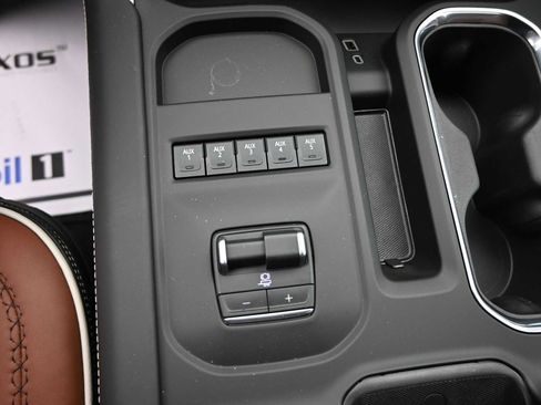 New 2026 GMC Sierra 2500 Denali Ultimate image 17