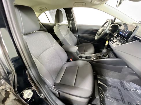 Used 2023 Toyota Corolla LE AWD/4WD image 25