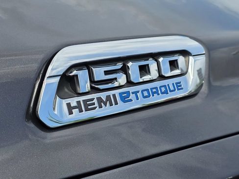 Used 2022 RAM 1500 Laramie RWD image 5