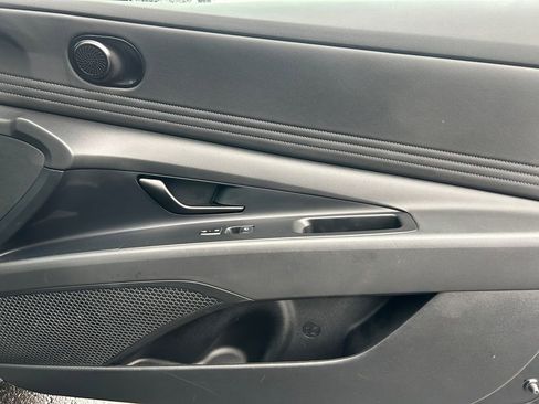 Certified 2025 Hyundai Elantra Sport w/ Cargo Package image 25