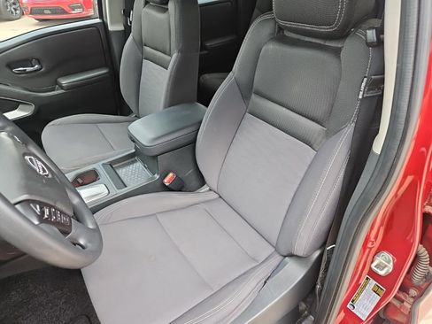 Used 2023 Nissan Frontier SV AWD/4WD image 18