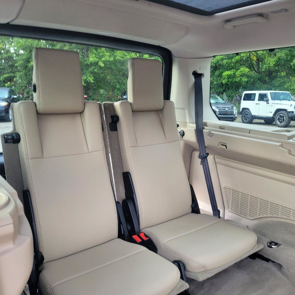 Used 2013 Land Rover LR4 HSE w/ HSE Pkg AWD/4WD image 39