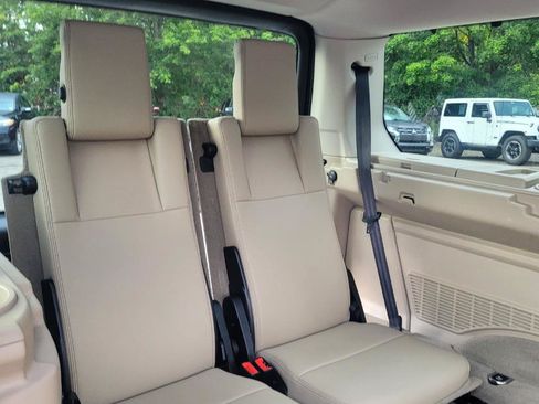 Used 2013 Land Rover LR4 HSE w/ HSE Pkg AWD/4WD image 39