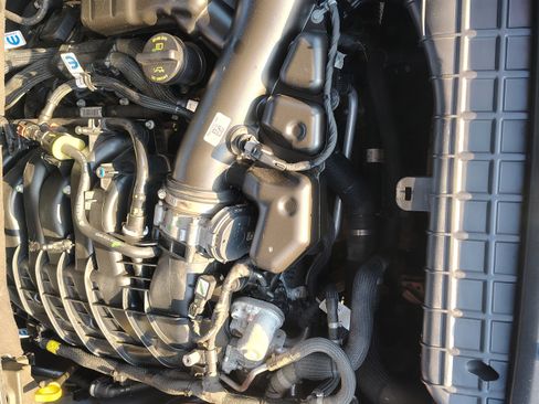 Used 2024 Jeep Grand Cherokee L Altitude image 16