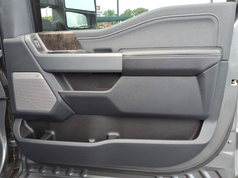 Used 2024 Ford F250 Lariat w/ Lariat Ultimate Package AWD/4WD image 13
