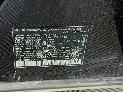 Used 2025 Volkswagen Atlas Cross Sport SE image 12