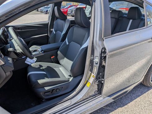 New 2026 Toyota Camry SE FWD image 8