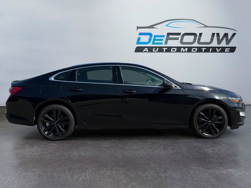 Used 2024 Chevrolet Malibu LT w/ Midnight Edition FWD image 2