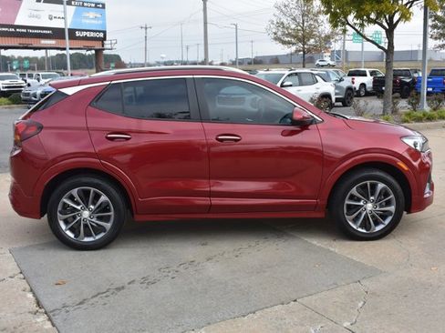 Used 2021 Buick Encore GX Select w/ Advanced Technology Package image 4